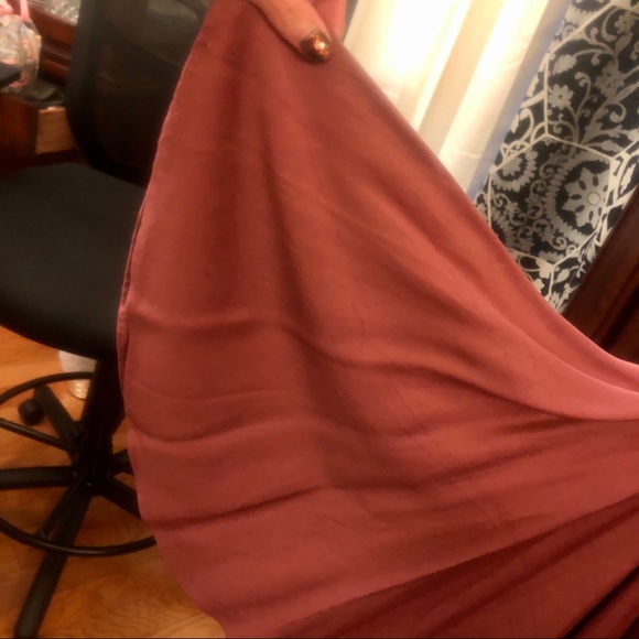 House of Cards Mae Flare Sleeve Dress - Picture 5 of 5